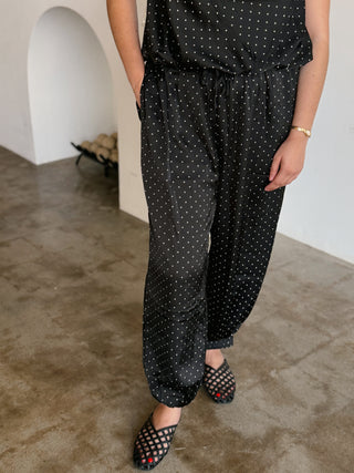 Quiet Luxury Balloon Pants